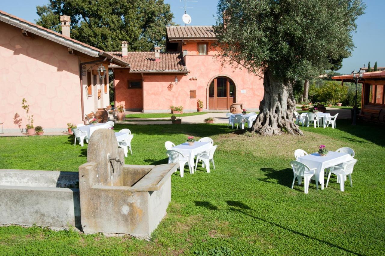 Poggio Dei Cavalieri Bed & Breakfast Boccea Bagian luar foto